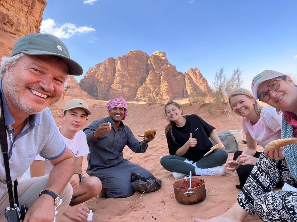 Wadi Rum-Bedouin Tents And Jeep Tours Екстер'єр фото