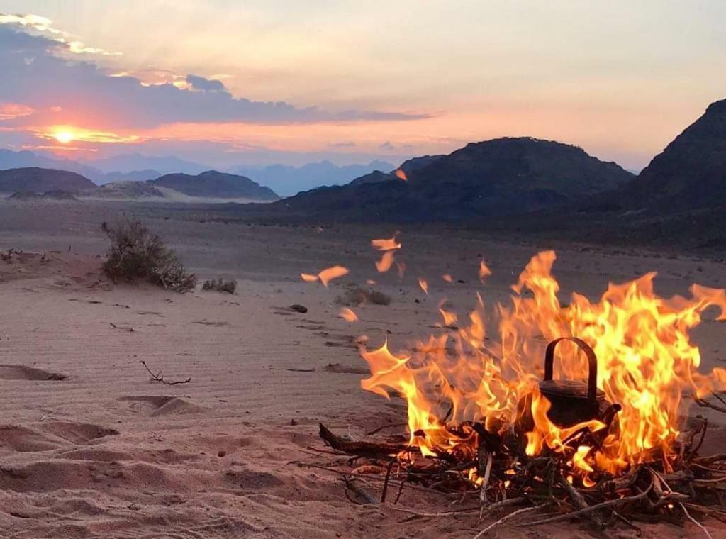 Wadi Rum-Bedouin Tents And Jeep Tours Екстер'єр фото